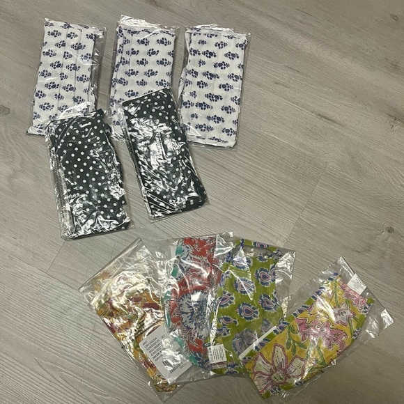 Free People Reusable Face Mask. - Picture 7 of 7